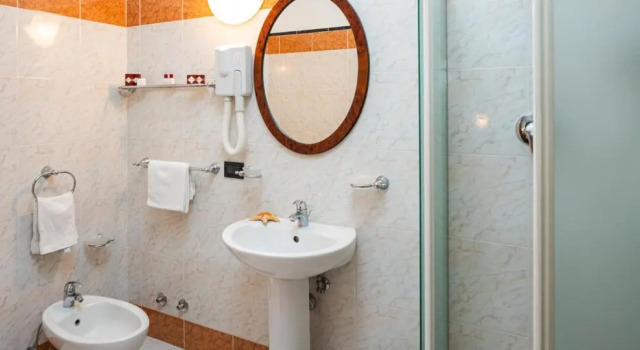 Четырёхместный семейный номер Standard Hotel Stella