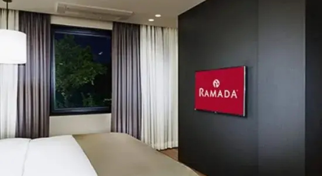 Люкс Ramada by Wyndham Gunsan