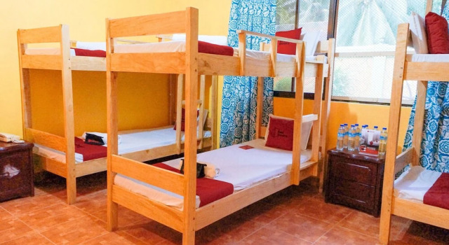 RedDoorz Plus @ Valencia Bohol, Buchen Sie Hotel Dimiao Bohol