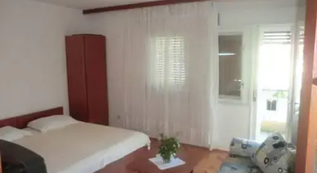 Apartments Luka Spinut, Prenota Appartamento Splitska 