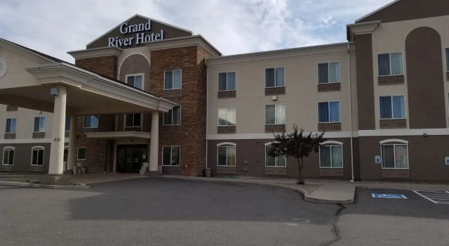 Grand River Hotel, Rezervați Hotel Parachute Colorado