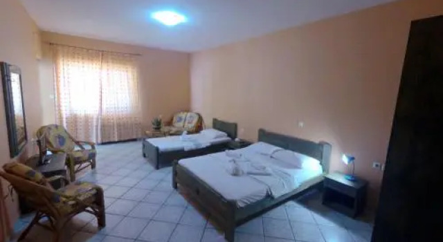 Hotel Zeus, Забронировать Отель Отели Каристос 3 звезды, 3*