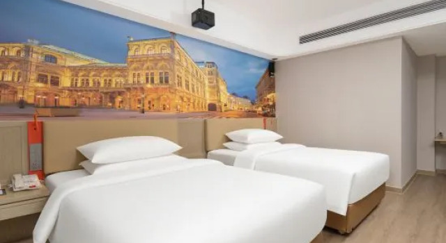 Люкс Superior Vienna 3 Best Hotel (Huaibei Lieshan University Town Huayi Square)