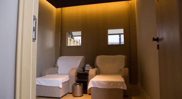 Suzhou River-purple Resorts&Spa, Varaa Hotelli Hotellit Suzhou pysäköinnillä, Pysäköinti