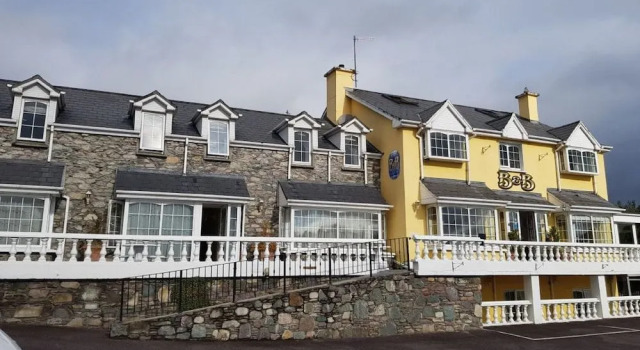 The River's Edge Guest House, Book Pension Hoteller i Kerry med parkering, Parkering
