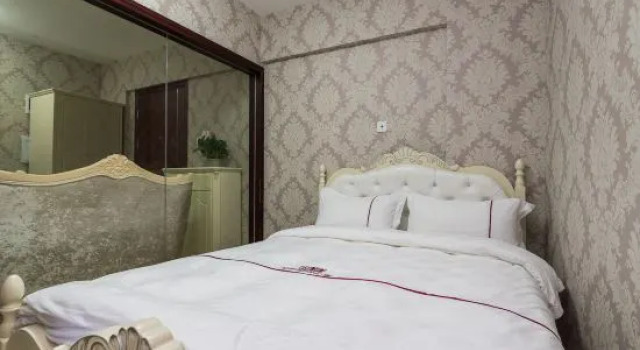 Люкс Business Мансарда с балконом She He Apartment Shenzhen Science Park Branch