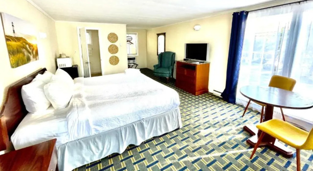 Номер Deluxe Ocean Breeze Motel