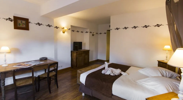 Двухместный семейный номер Standard Logis Hotel Domaine de Rouffach