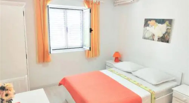 Apartments Vekic