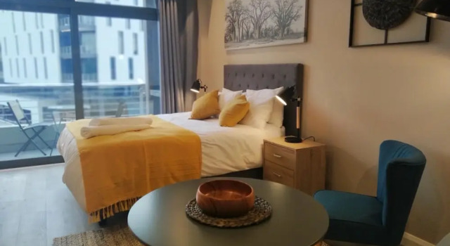 Menlyn Residence Luxury Studio Apartment