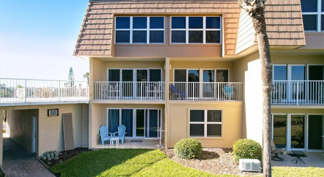 Oceanfront Luxe Bliss at St Augustine, Rezerwuj Apartament Hotele w Saint Augustine Area z parkingiem, Parking