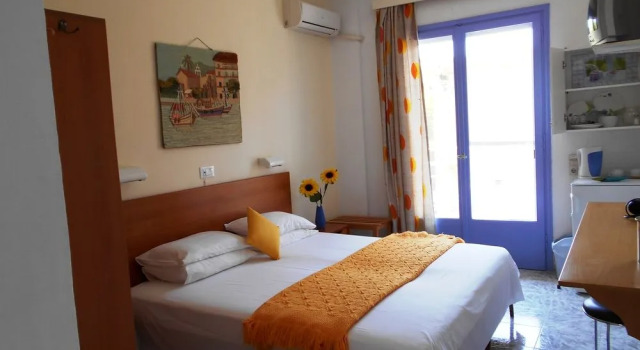 Florida Hotel & Apartments, Забронировать Апартаменты/квартира Отели острова Родоса с завтраком, рядом с Дворец Великого Магистра рыцарей Родоса, Завтраки