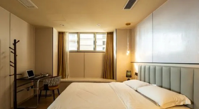 Люкс с 5 комнатами Kaiman Top Floor High Altitude Hotel (Taikoo Li Branch)