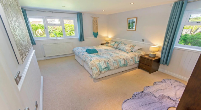 Ladywell Croyde 6 Bedrooms, Sleeps 12, Hot Tub
