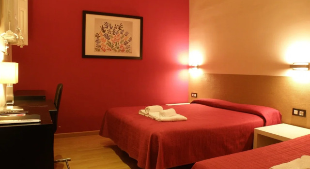 Трёхместный номер Standard Hotel Center Gran Via