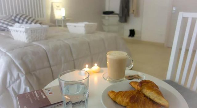 Номер Economy Coffee And The City