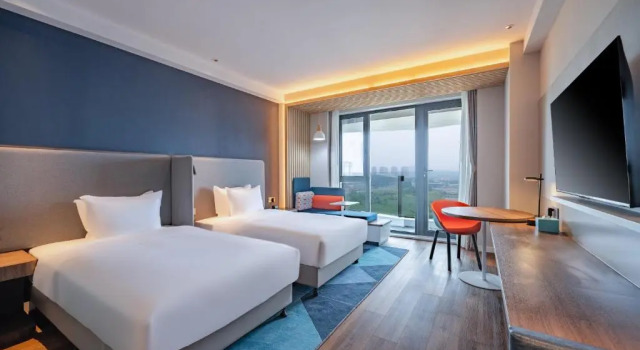 Holiday Inn Express Huludao Seaview by IHG, Rezervovat Hotel Hotely v Liaoning s parkováním, Parkování