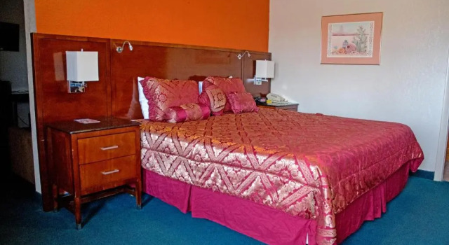 Номер Standard Americas Best Inn and Suites Emporia