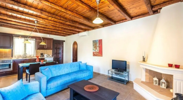Agrikia Villa - Varvarigos Houses One Bedroom Apartment 1-3 Guests, Забронировать Апартаменты/квартира Отели периферии Ионических островов с бассейном, Бассейн