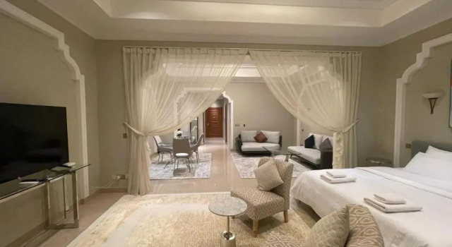 Люкс Deluxe Апарт-отель Al Hamra Palace At Golf&Sea