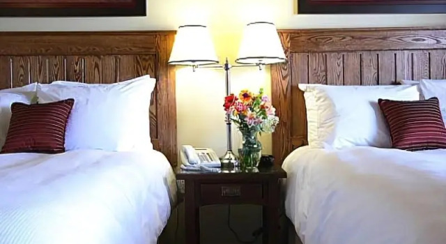 Huff Estates Inn & Winery, Reserva ahora Hostal o pensión Bloomfield Prince Edward