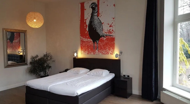 Landgoed Rhederoord, Varaa Hotelli  