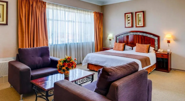 Standard Doppel Zimmer Bulawayo Rainbow Hotel