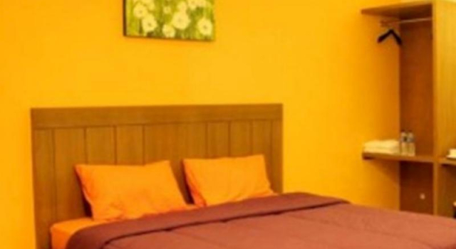 Nirvana Inn seturan Mitra RedDoorz, Book Guesthouse Depok 