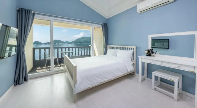 Номер Standard c 1 комнатой с балконом namhae sea stay N pet pension
