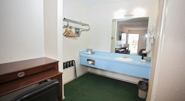 Standard quadruple chambre Executive Inn