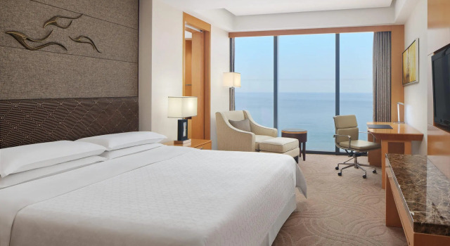 Двухместный люкс с видом на океан Sheraton Yantai Golden Beach Resort