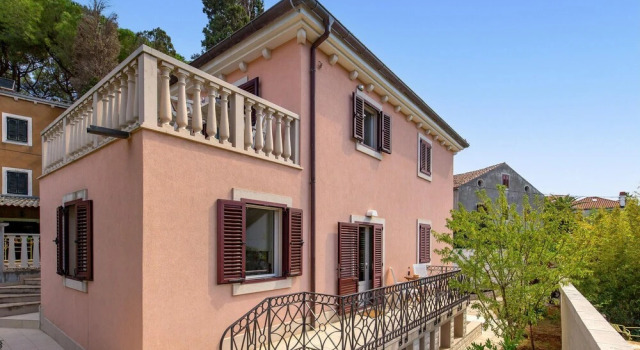 Nice Apartment in Veli Losinj With 3 Bedrooms and Wifi, Prenota Appartamento Hotel a Isole Quarnerine con parcheggio, Parcheggio