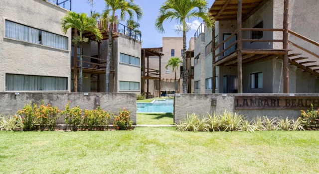 Casa com Piscina e Churrasqueira 5 min da Praia
