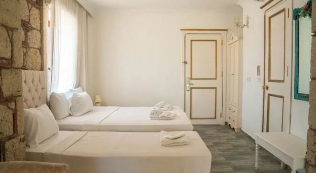 Двухместный номер Comfort с балконом Albeon Hotel