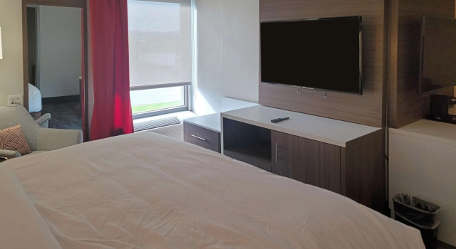 Двухместный люкс Comfort Inn & Suites Wyomissing-Reading
