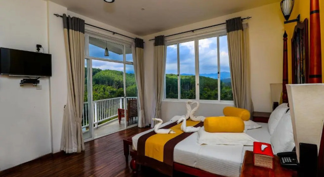 Трёхместный номер Standard с видом на горы Morning Dew Boutique Hotel Ella
