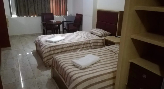 Двухместный номер Standard c 1 комнатой The Yacht Hotel