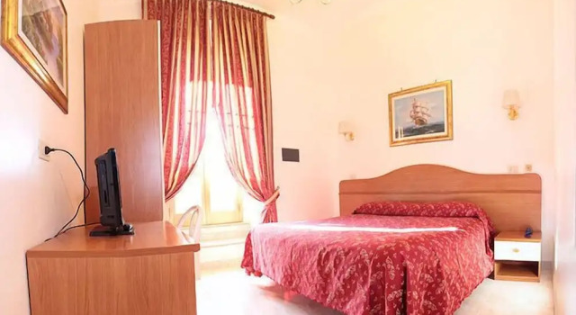Двухместный номер Standard Hotel Euro Quiris