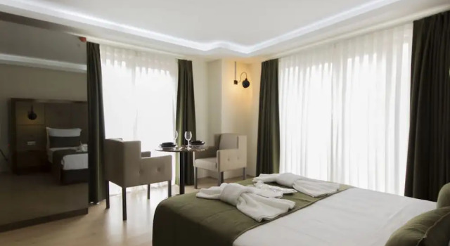 Onur Residence, Забронировать Отель Отели Стамбула с парковкой, рядом с City's Nisantasi, Парковка