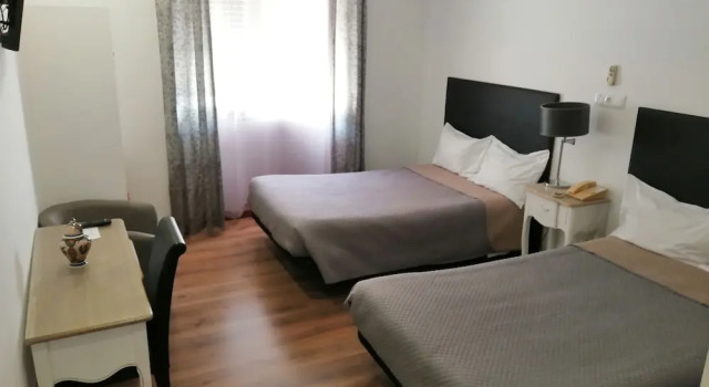 Трёхместный номер Standard Hotel Domus