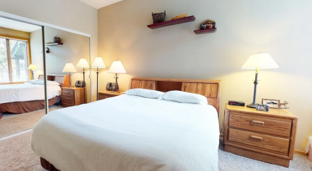 Snowcreek #859 2 Bedroom Condo