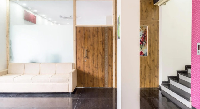 Treebo 07 Inn Nashik, Забронировать Отель Отели штата Махараштры 3 звезды, 3*