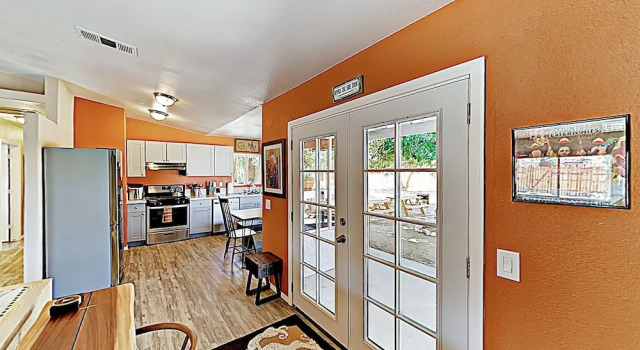 New Listing! Rawhide Ranch, Walk To Pappys 3 Bedroom Home, Забронировать Дом для отпуска Коттеджи Пайониртаун, Коттедж