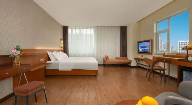 Люкс Business Jun He International Hotel