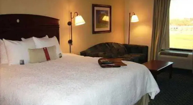 Hampton Inn Maysville