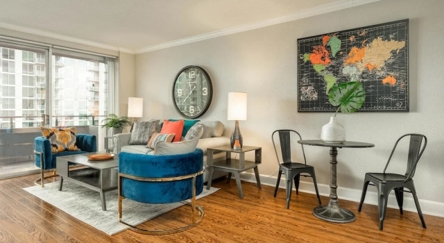 Sky Life Travel Houston House, Забронировать Отель Хьюстон Texas Gulf Coast, рядом с Станция хьюстонского скоростного трамвая "Белл"