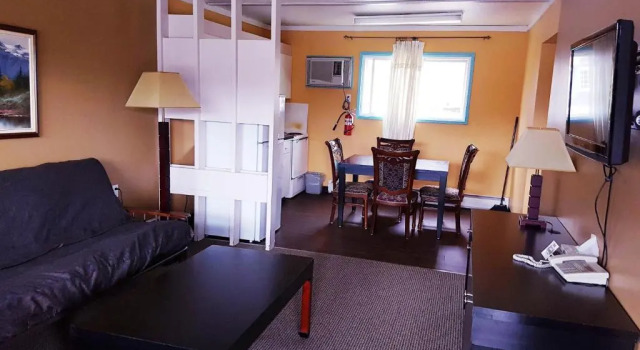 Двухместный номер Premier Alpine Inn & Suites