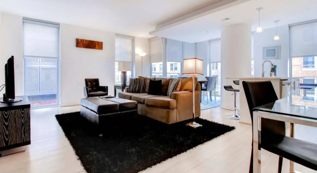 Global Luxury Suites at Chinatown