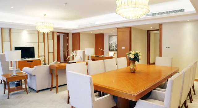 Люкс Superior Huaguoshan Hotel