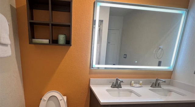 Номер Deluxe Reagan Resorts Inn